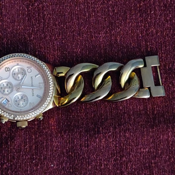 Amaze-Zing (B4) Sale!! SP#212 Michael Kors Watch - Picture 6 of 9